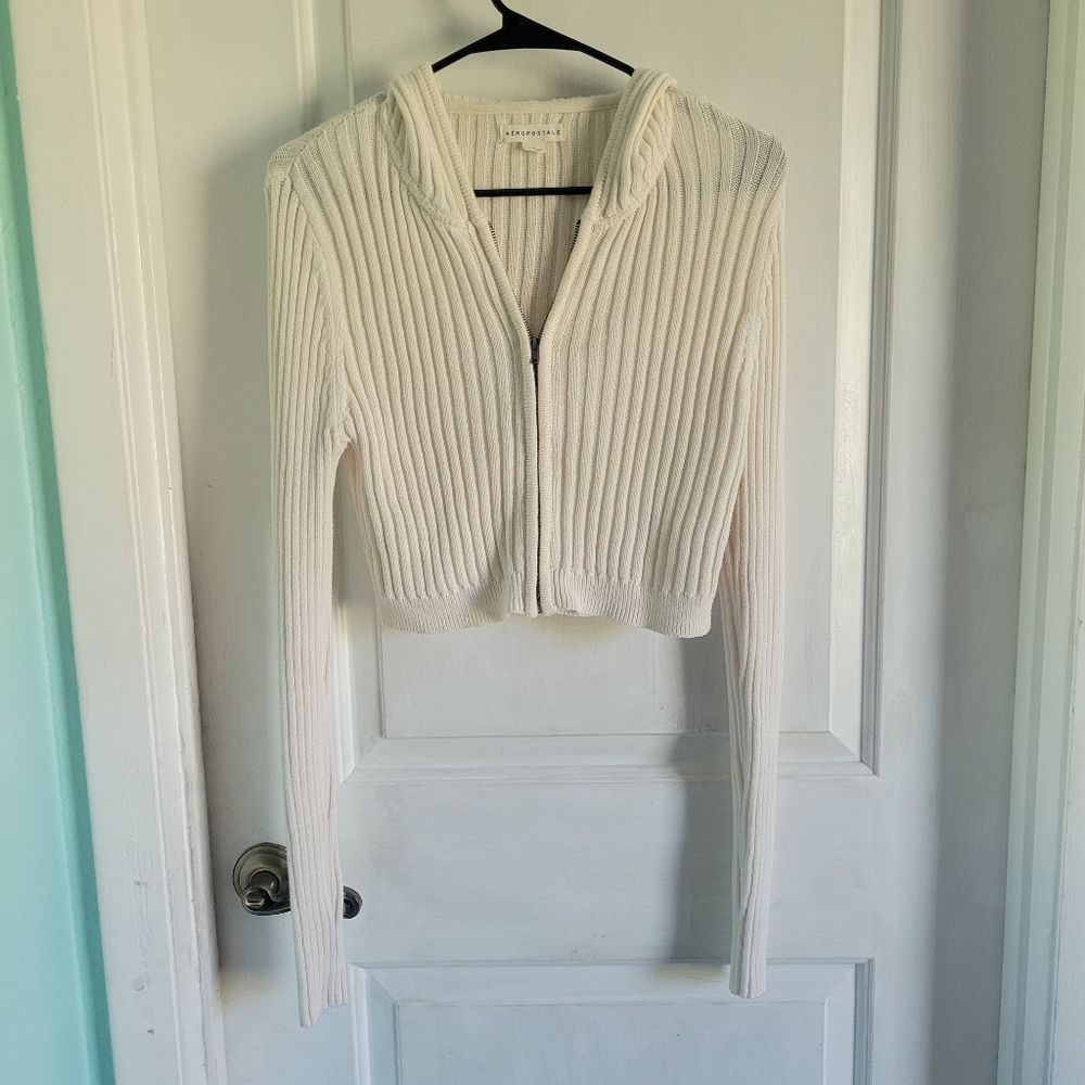 Aeropostale | Ivory Zip-up Cropped Sweater with Hood